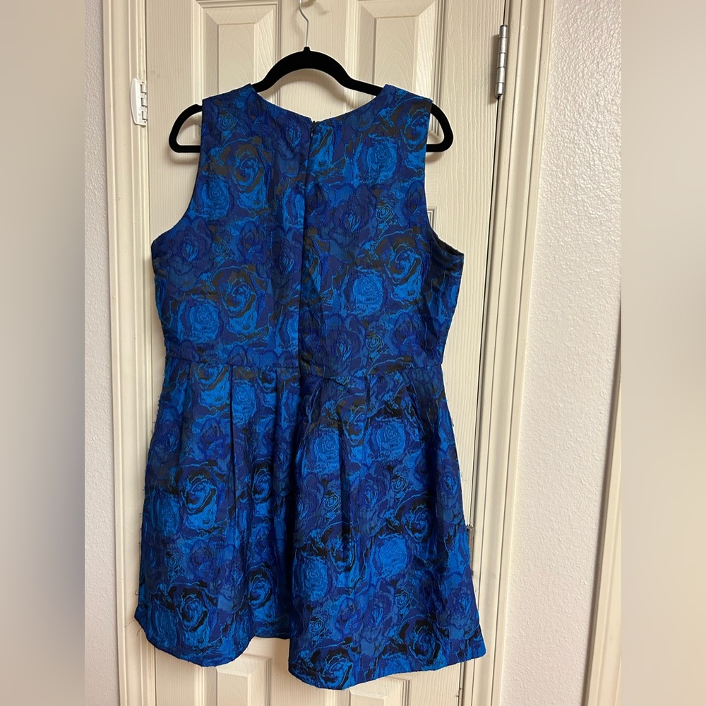 Blue and black floral cocktail dress. Allan B. by Allan Schwartz XL.